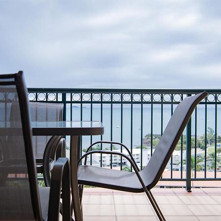 Magnificence At Airlie Apartment Airlie Beach Exterior foto