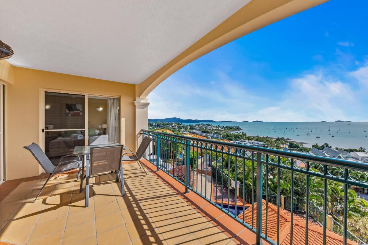 Magnificence At Airlie Apartment Airlie Beach Exterior foto